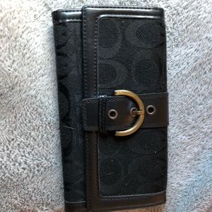 Woman’s wallet